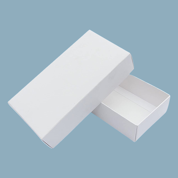 white mailer packaging boxes